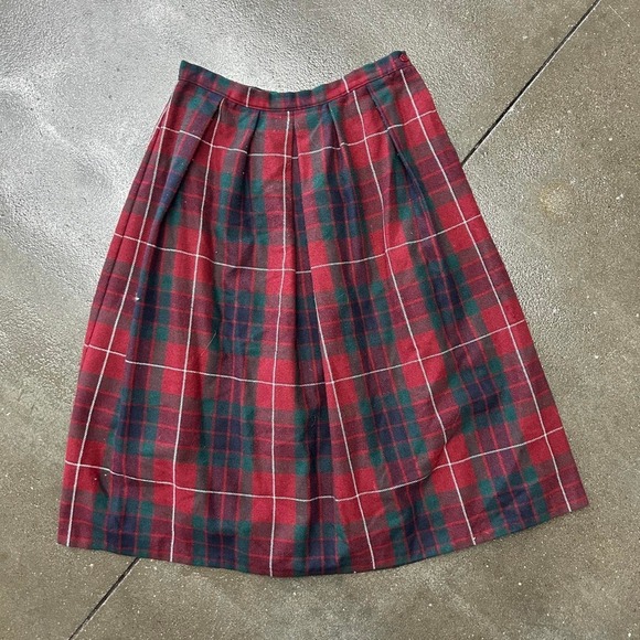 American Vintage Dresses & Skirts - Vintage 80s Wool Women's 30" Waist Red Green Plaid Cottagecore A Line Midi Skirt